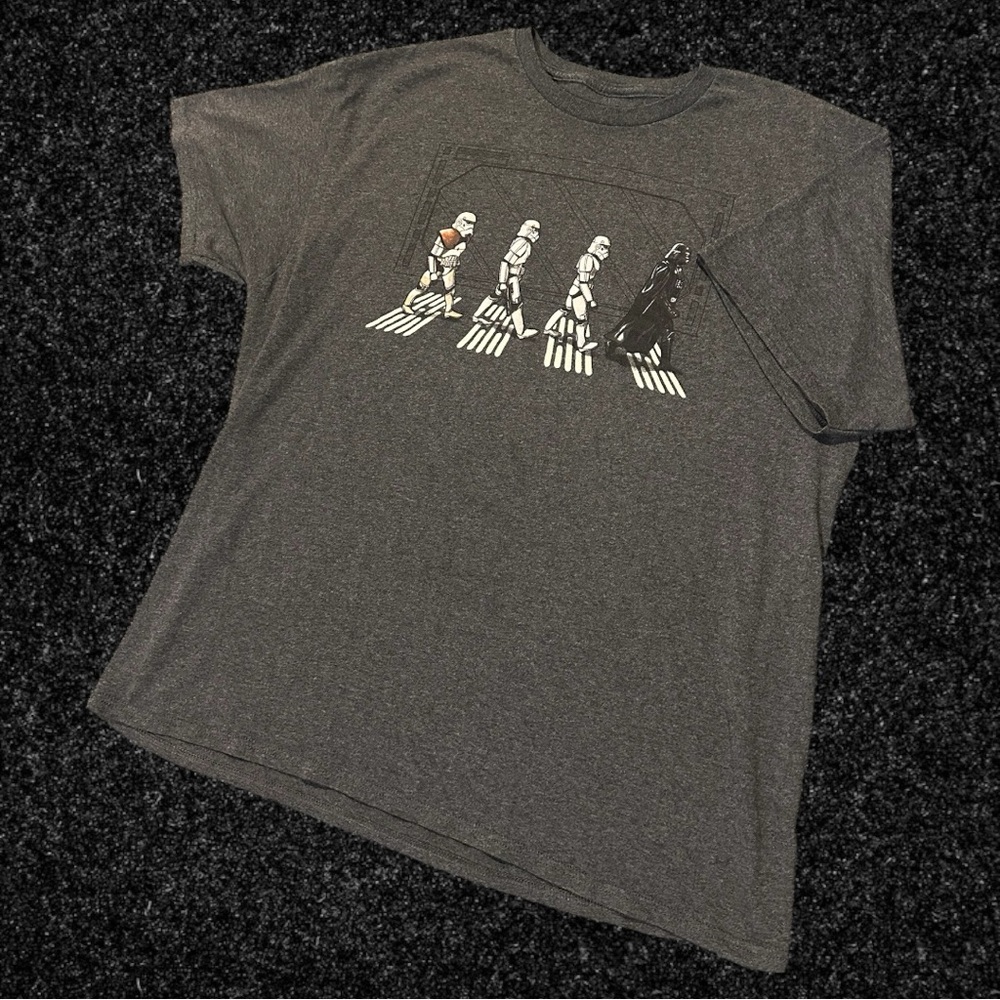 Star Wars X The Beatles Men’s Gray Graphic Tee